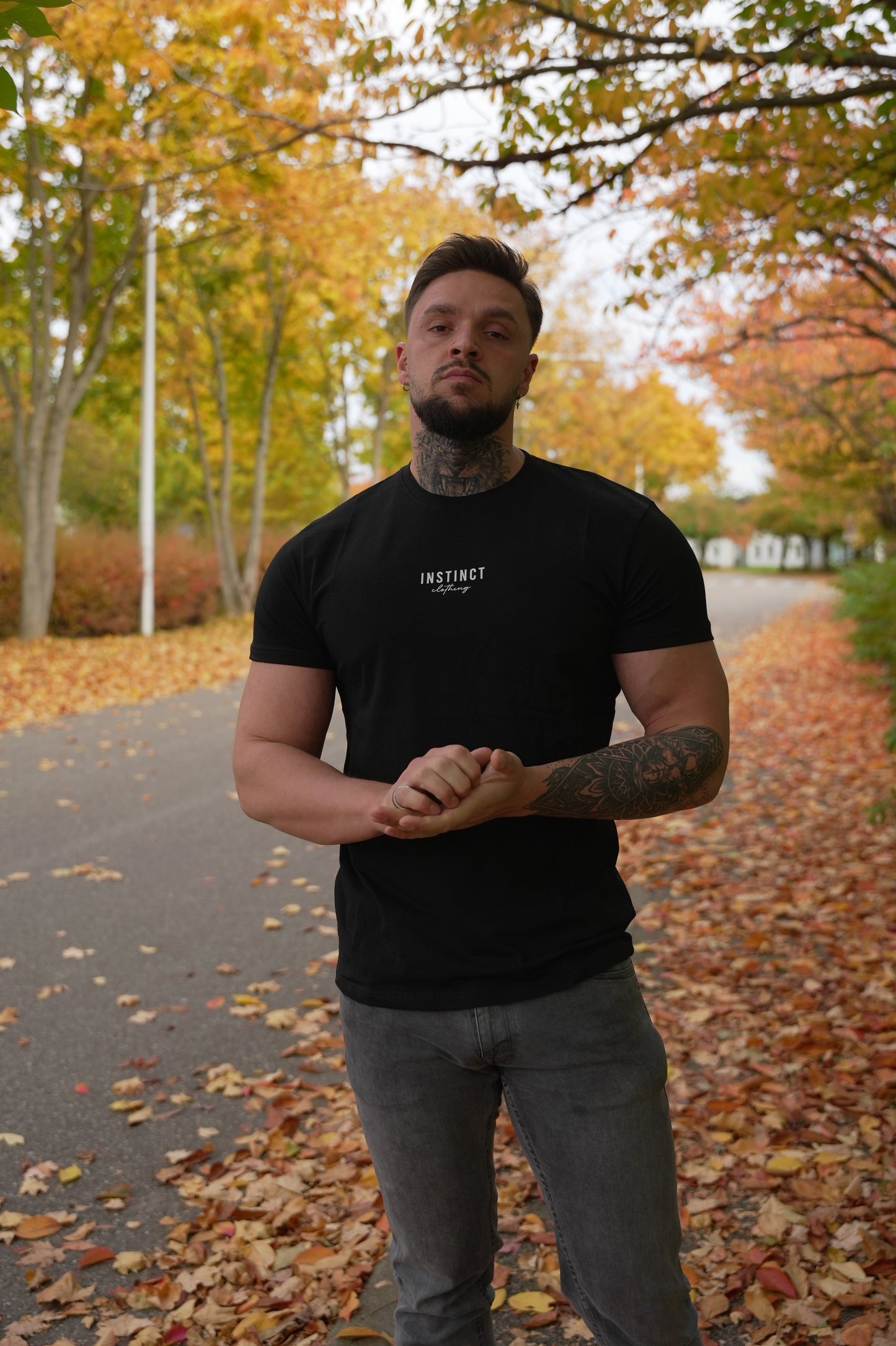 Tee shirt basic instinct